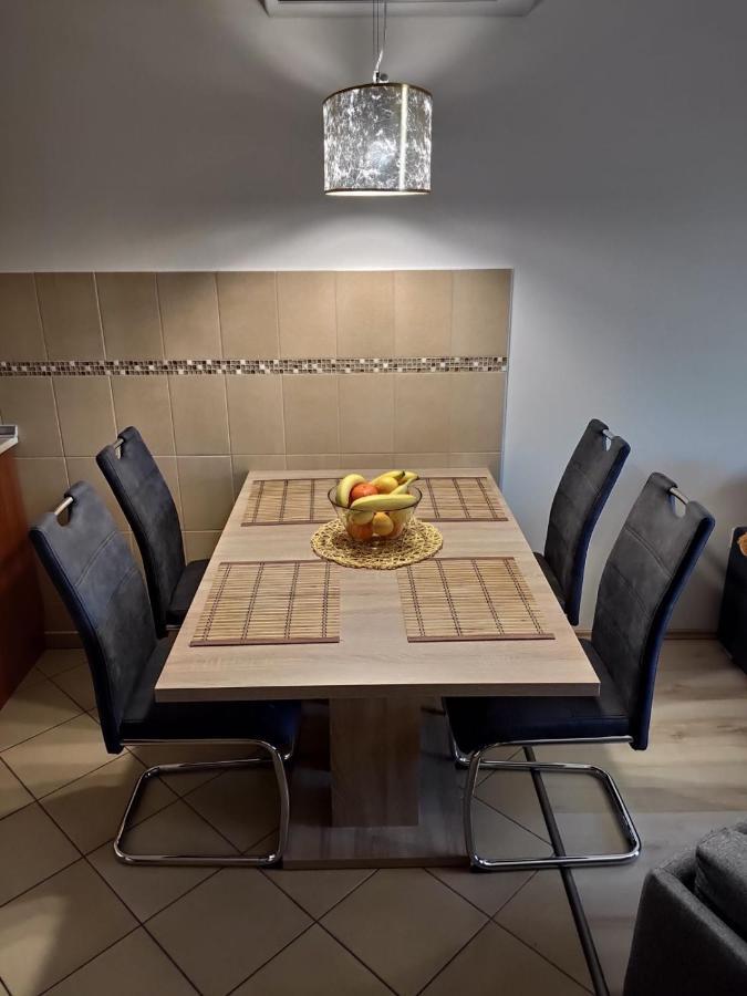 Holiday Apartman Sárvár 외부 사진