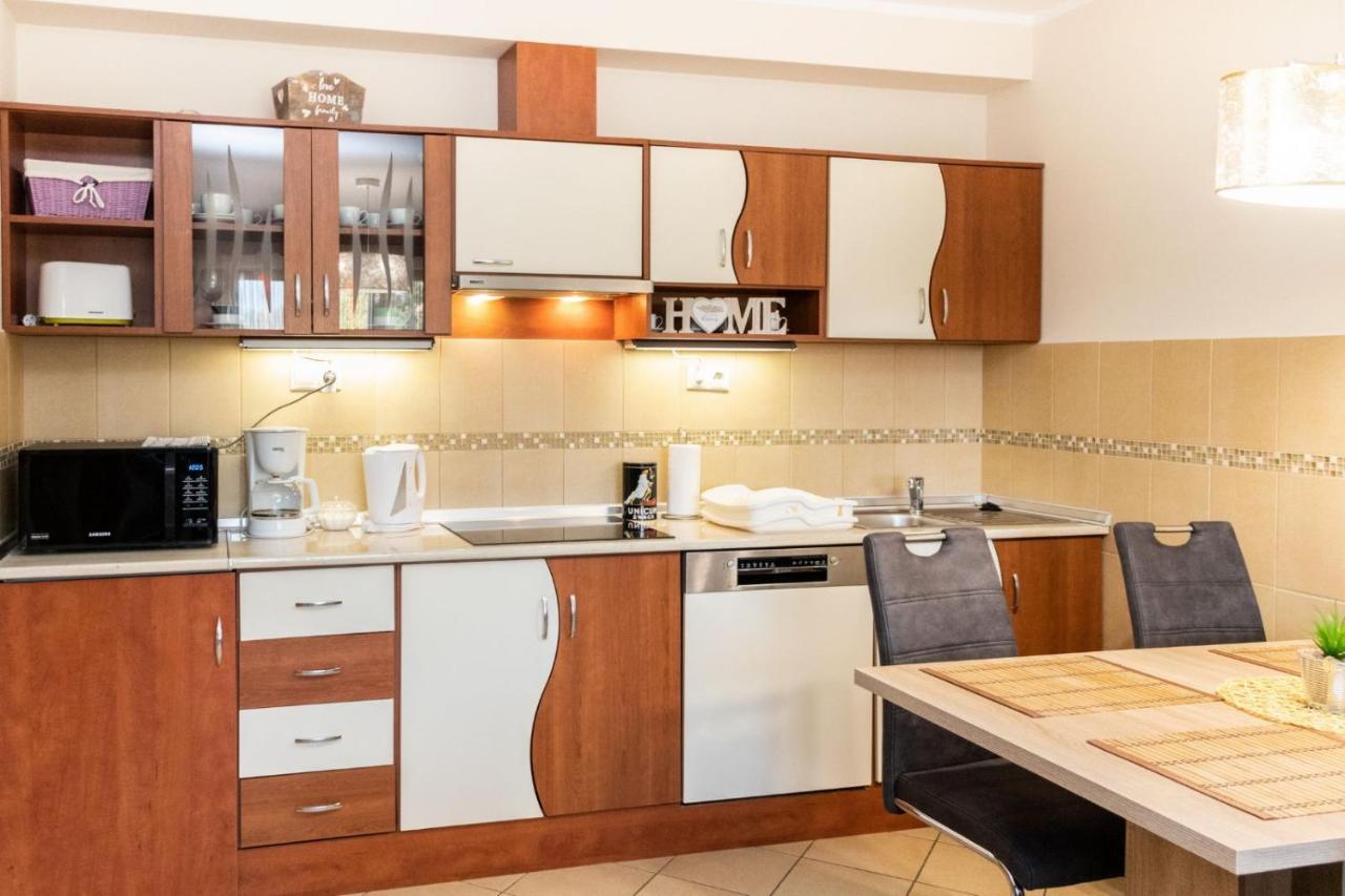 Holiday Apartman Sárvár 외부 사진